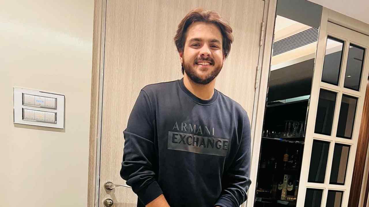 Ashish Chanchlani net worth in hindi