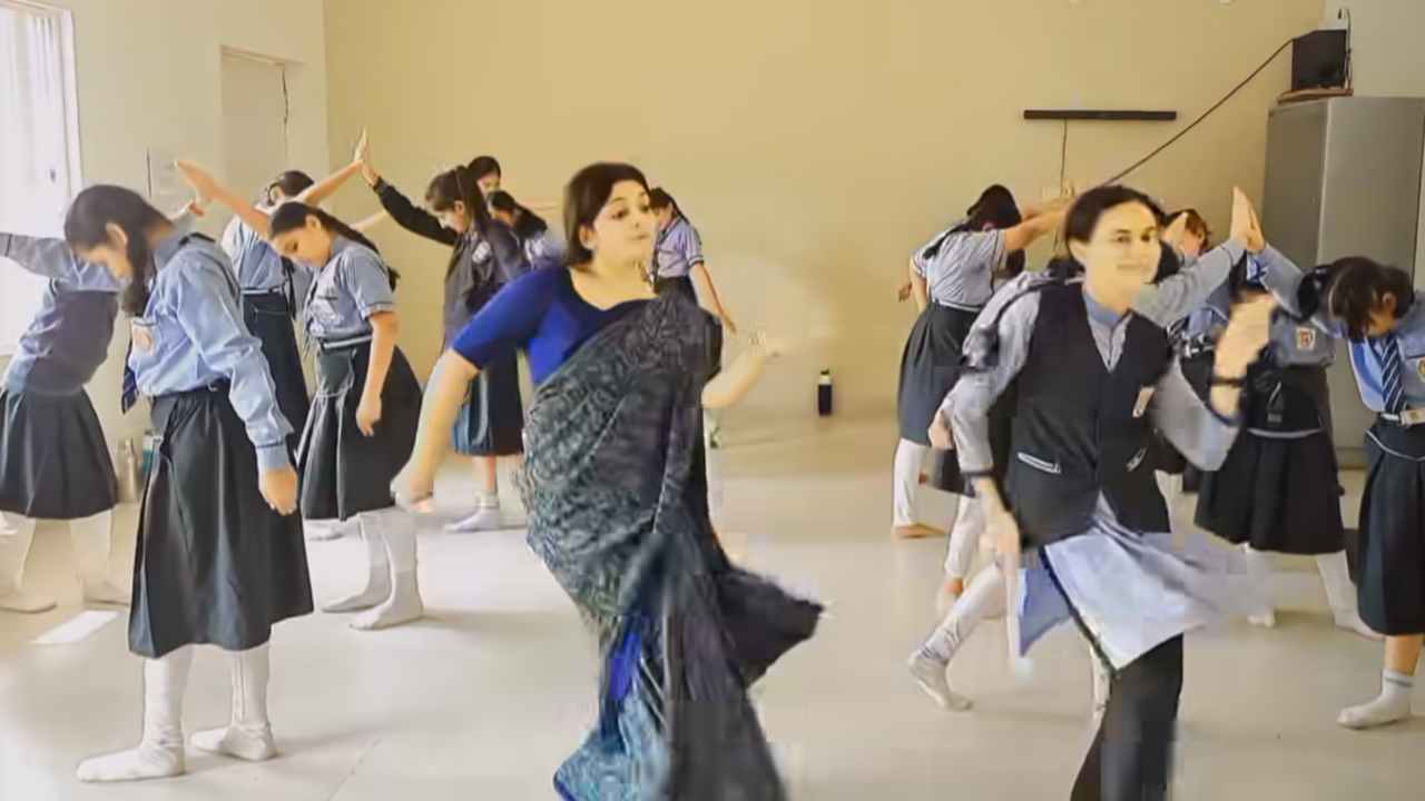 Teacher's dance with students on 'Dum Dum' created a stir on the internet